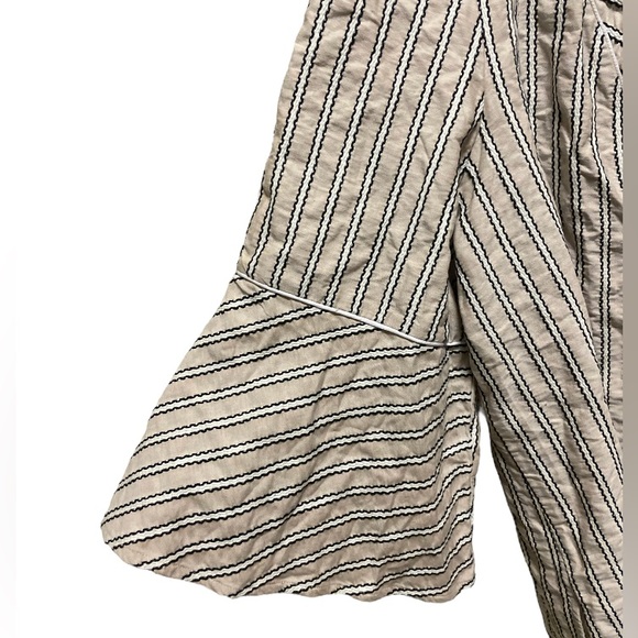 Isaac Mizrahi Bell Sleeve Cotton Top - Picture 4 of 6